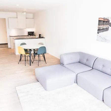 Modern Spacious 2-bed By The Harbour Odense