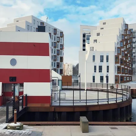 Modern Spacious 2-bed By The Harbour Lägenhet Odense